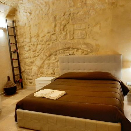 Dimora Salentina Via Scarambone Lecce Apartment ภายนอก รูปภาพ