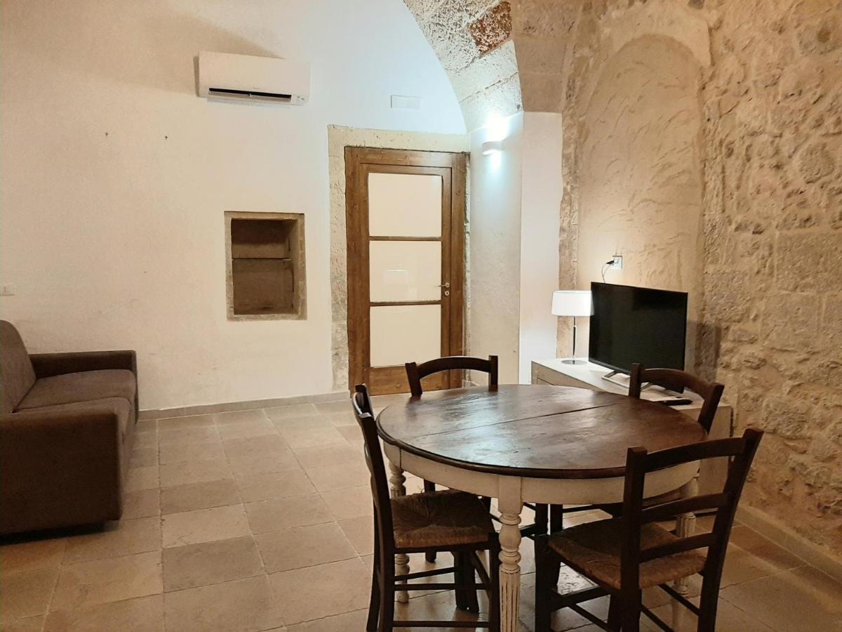 Dimora Salentina Via Scarambone Lecce Apartment ภายนอก รูปภาพ