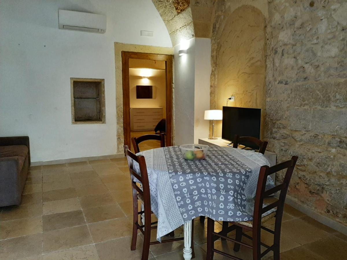 Dimora Salentina Via Scarambone Lecce Apartment ภายนอก รูปภาพ